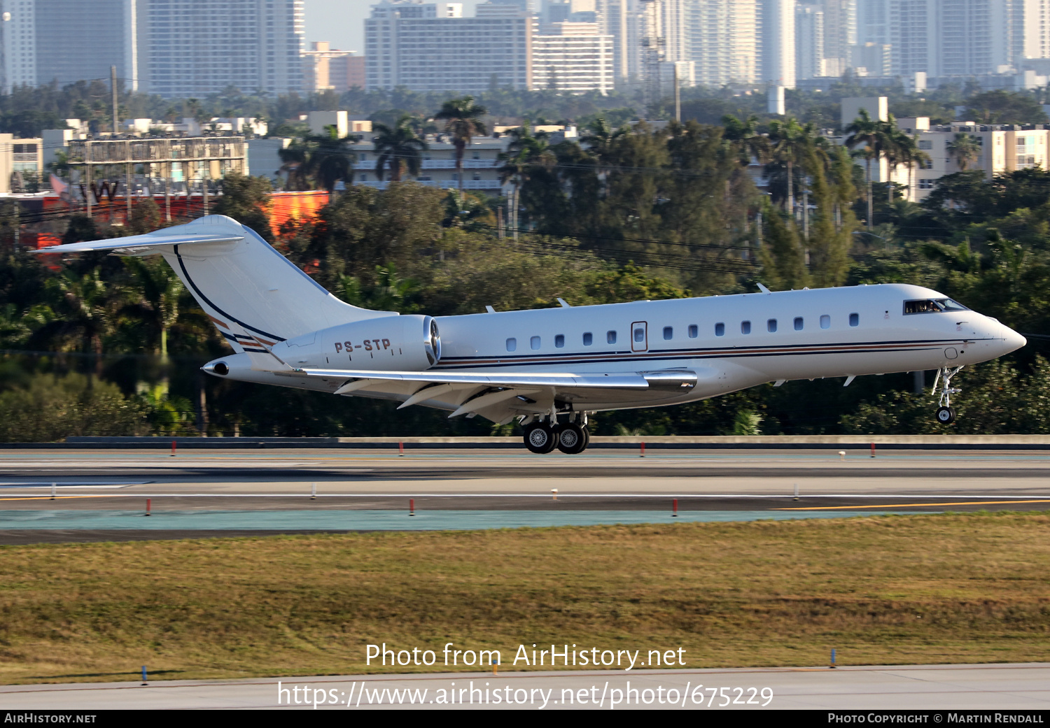 Aircraft Photo of PS-STP | Bombardier Global 5000 (BD-700-1A11) | AirHistory.net #675229