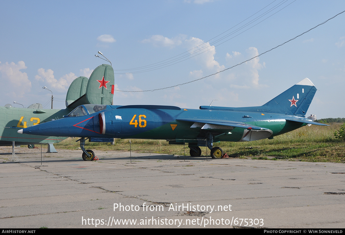 Aircraft Photo of 46 yellow | Yakovlev Yak-38 | Soviet Union - Navy | AirHistory.net #675303