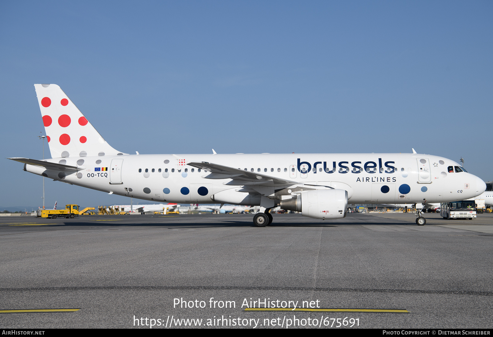 Aircraft Photo of OO-TCQ | Airbus A320-214 | Brussels Airlines | AirHistory.net #675691