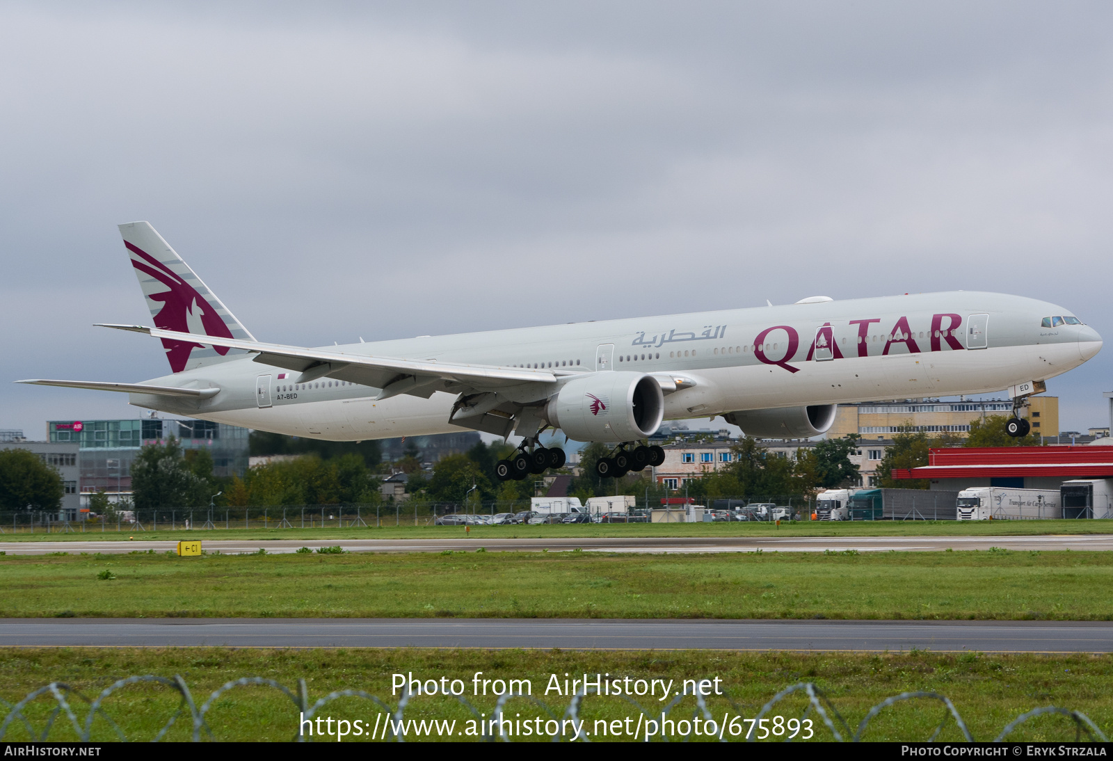 Aircraft Photo of A7-BED | Boeing 777-3DZ/ER | Qatar Airways | AirHistory.net #675893