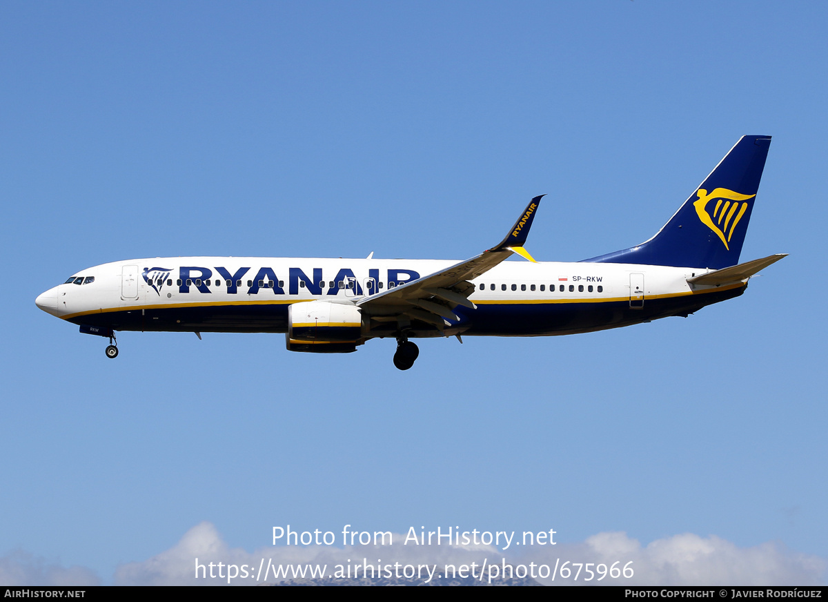 Aircraft Photo of SP-RKW | Boeing 737-8AS | Ryanair | AirHistory.net #675966