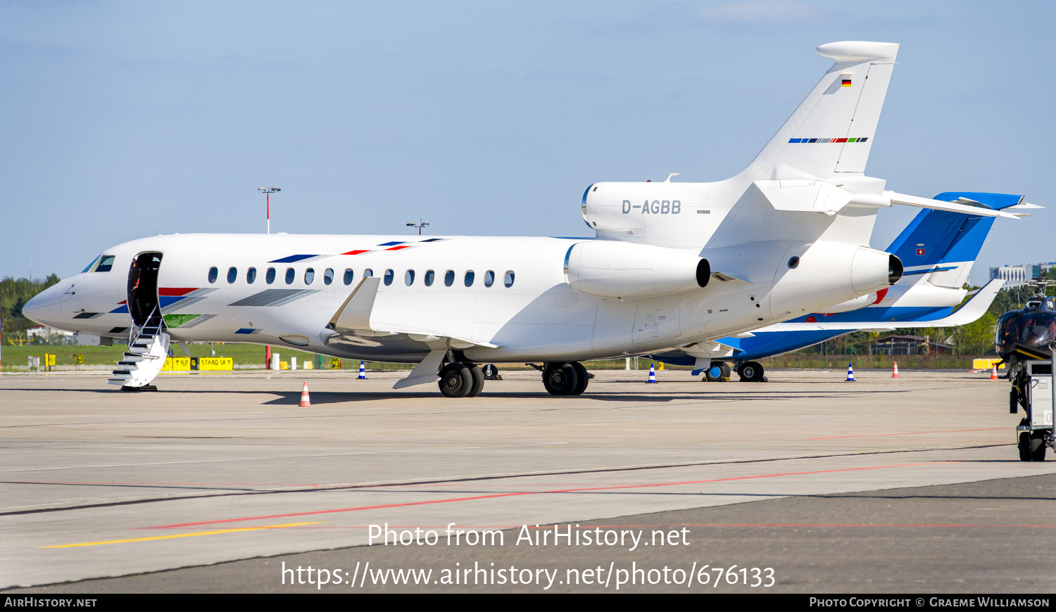 Aircraft Photo of D-AGBB | Dassault Falcon 8X | Volkswagen Air Services | AirHistory.net #676133