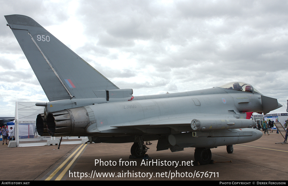 Aircraft Photo of ZJ950 | Eurofighter EF-2000 Typhoon FGR4 | UK - Air Force | AirHistory.net #676711