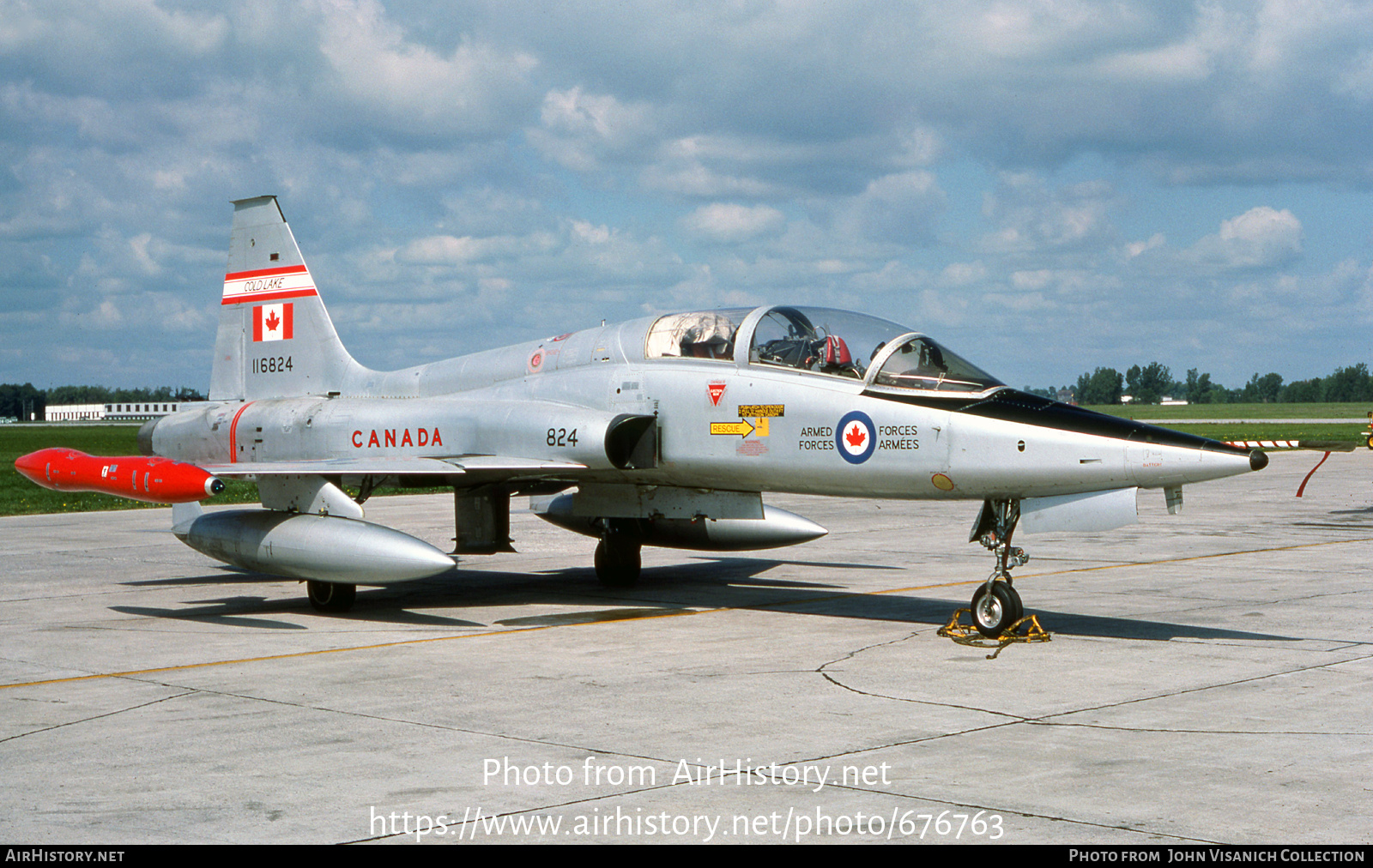 Aircraft Photo of 116824 | Canadair CF-5D | Canada - Air Force | AirHistory.net #676763