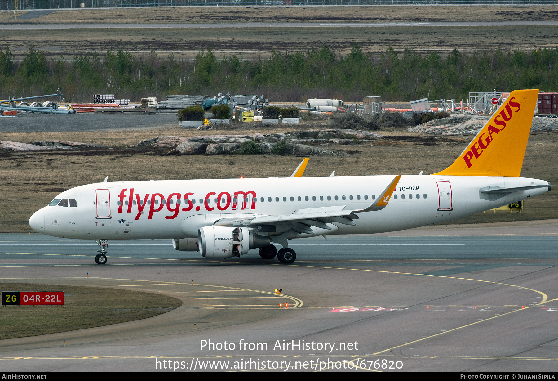 Aircraft Photo of TC-DCM | Airbus A320-214 | Pegasus Airlines | AirHistory.net #676820