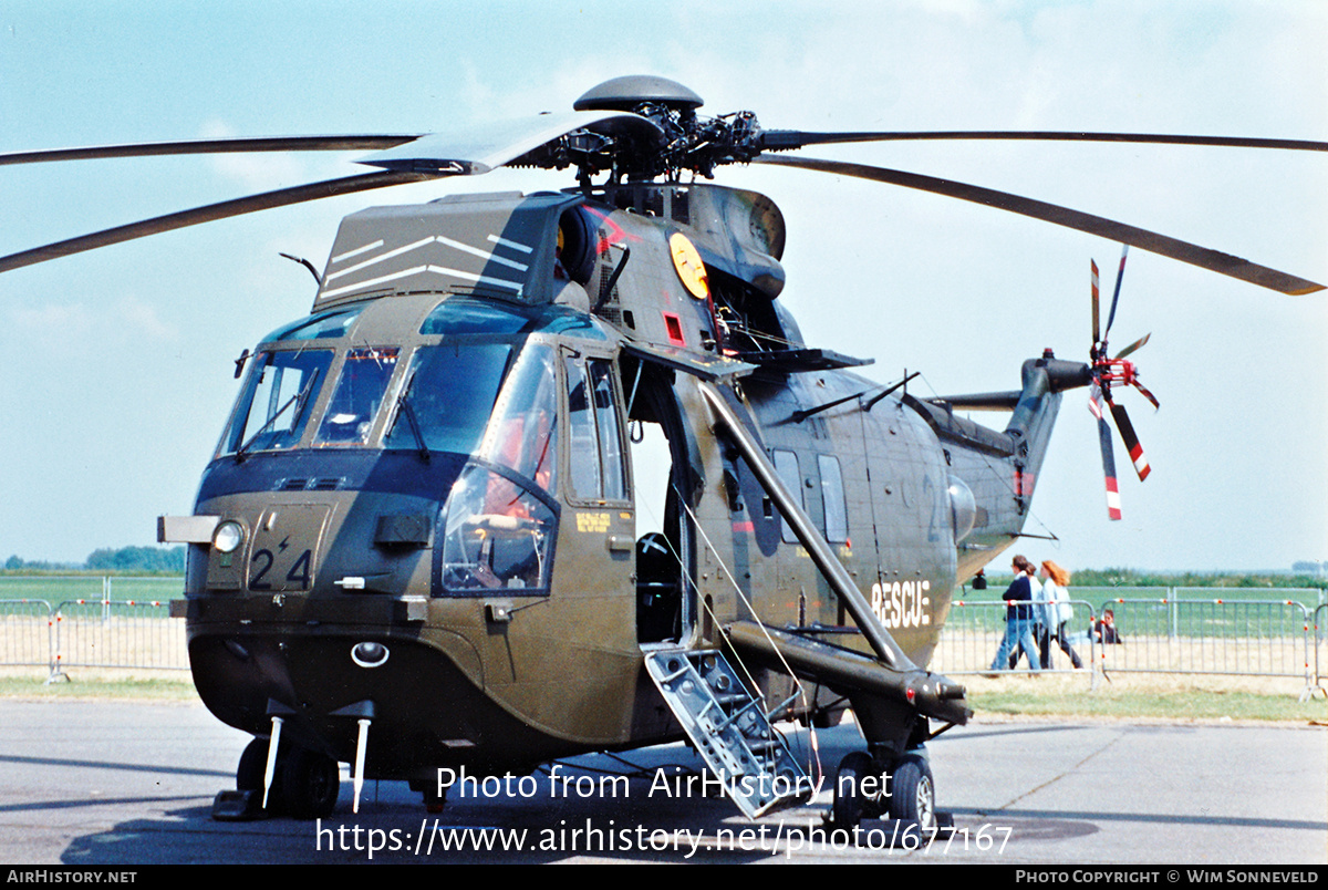 Aircraft Photo of ZF124 | Westland WS-61 Sea King HC4 | UK - Navy | AirHistory.net #677167