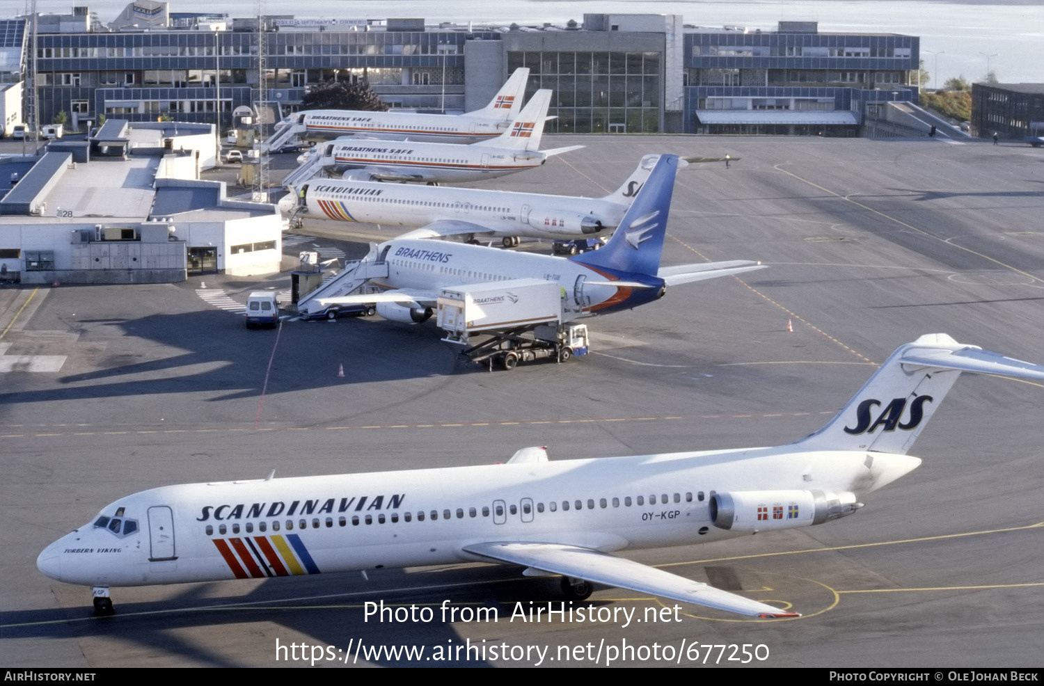 Aircraft Photo of OY-KGP | McDonnell Douglas DC-9-41 | Scandinavian Airlines - SAS | AirHistory.net #677250