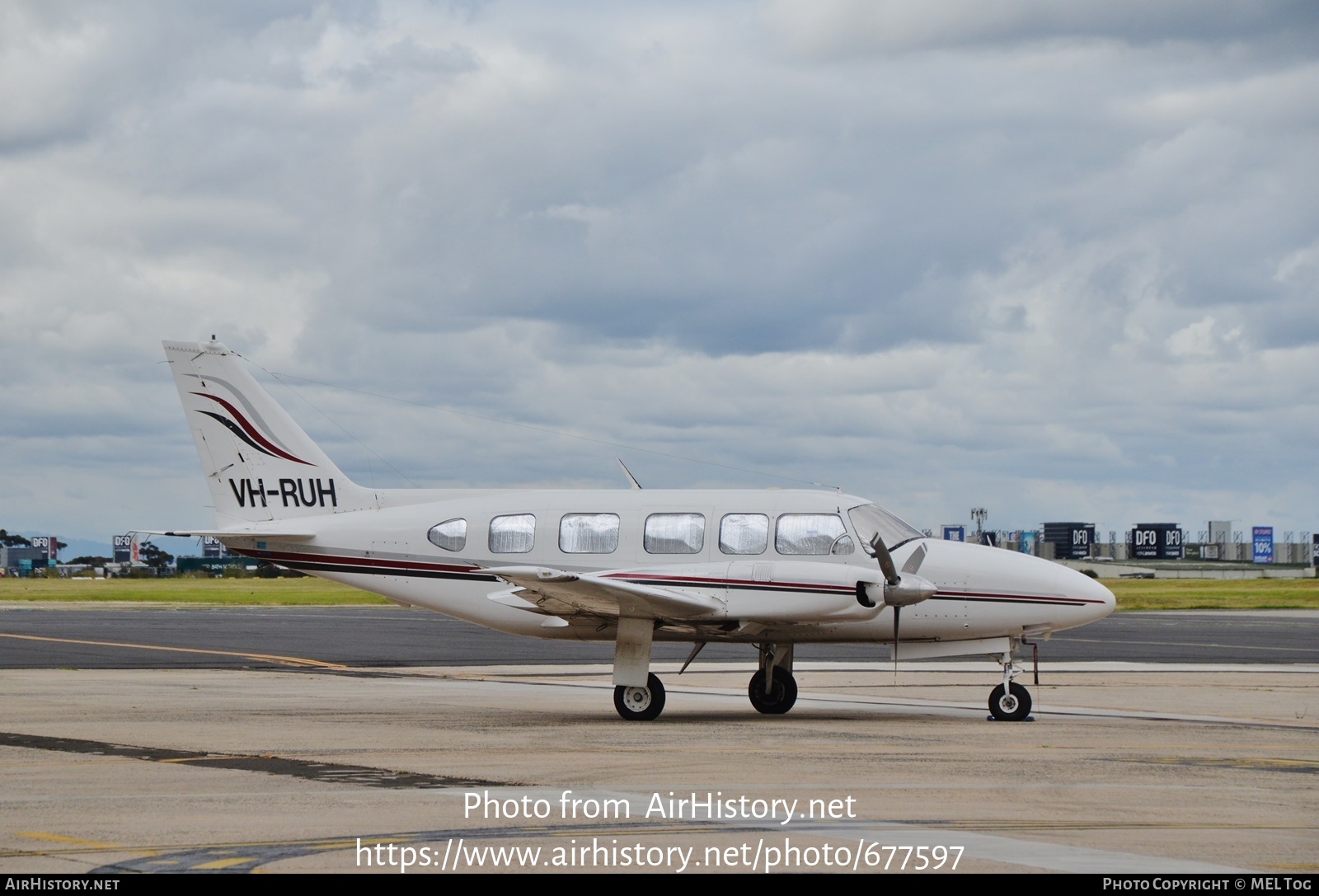 Aircraft Photo of VH-RUH | Piper PA-31-350 Navajo Chieftain | AirHistory.net #677597