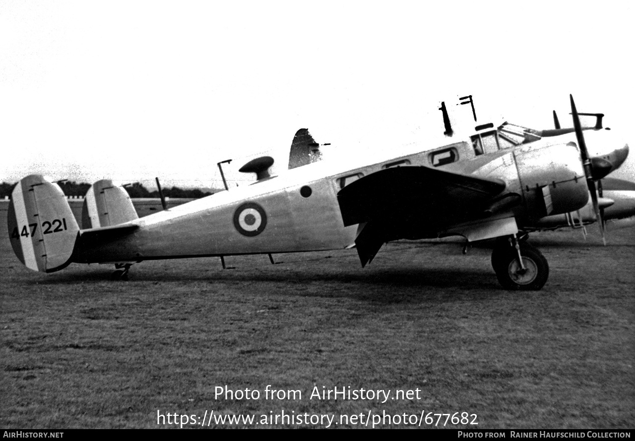 Aircraft Photo of 44-47221 / 47221 | Beech C-45F Expeditor | France - Air Force | AirHistory.net #677682