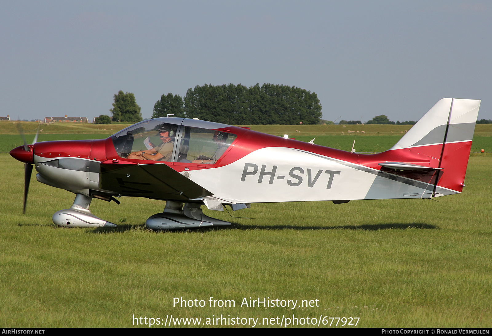 Aircraft Photo of PH-SVT | Apex DR 400-140B | AirHistory.net #677927