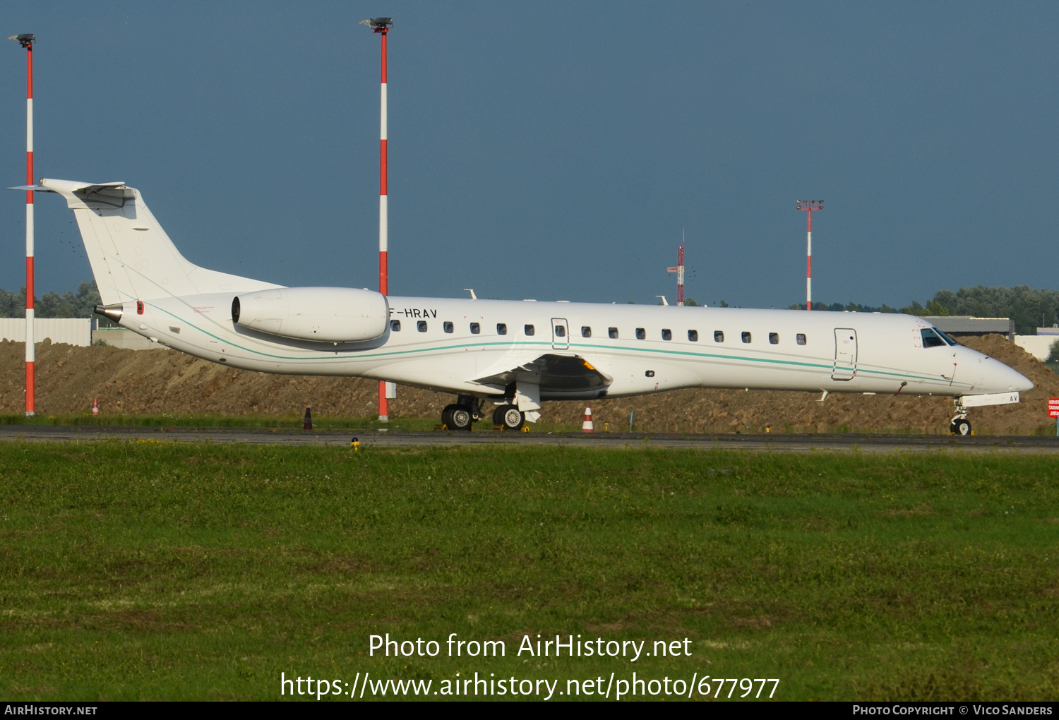 Aircraft Photo of F-HRAV | Embraer ERJ-145LU (EMB-145LU) | AirHistory.net #677977