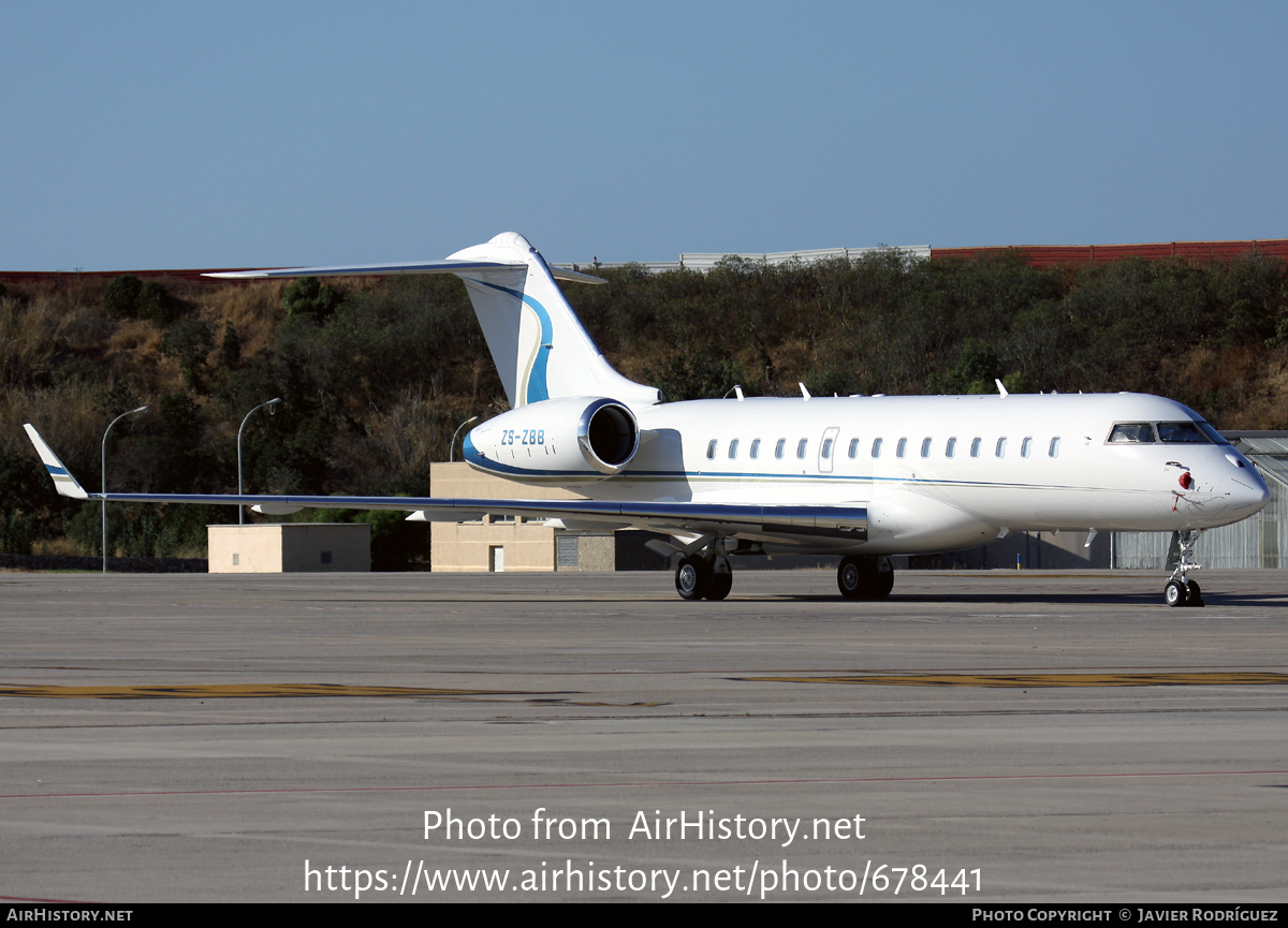 Aircraft Photo of ZS-ZBB | Bombardier Global Express XRS (BD-700-1A10) | AirHistory.net #678441