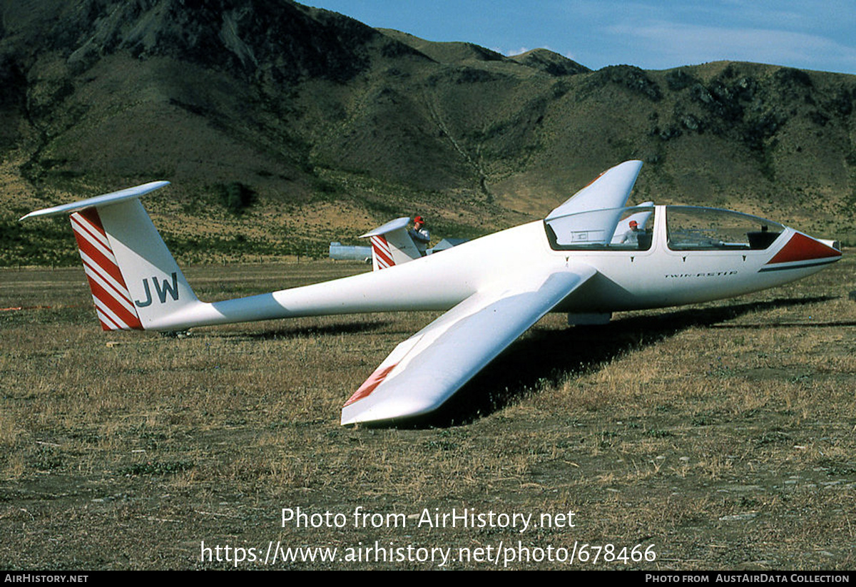 Aircraft Photo of ZK-GJW / JW | Grob G-103 Twin Astir | AirHistory.net #678466