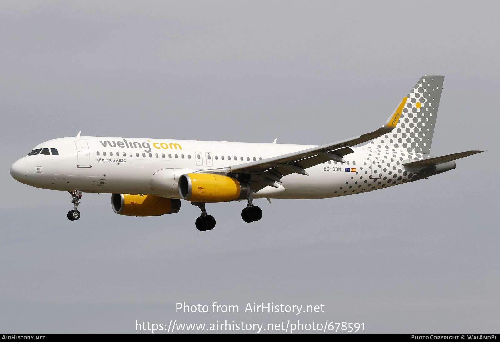 Aircraft Photo of EC-ODN | Airbus A320-232 | Vueling Airlines | AirHistory.net #678591