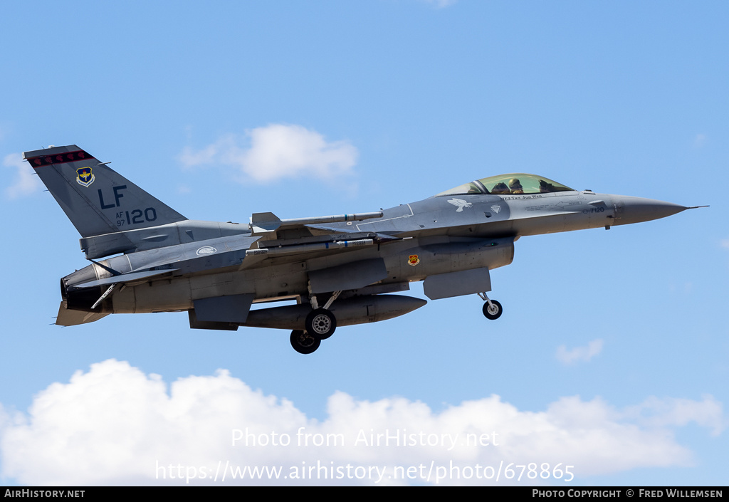 Aircraft Photo of 97-0120 / AF97-120 | General Dynamics F-16C Fighting Falcon | Singapore - Air Force | AirHistory.net #678865