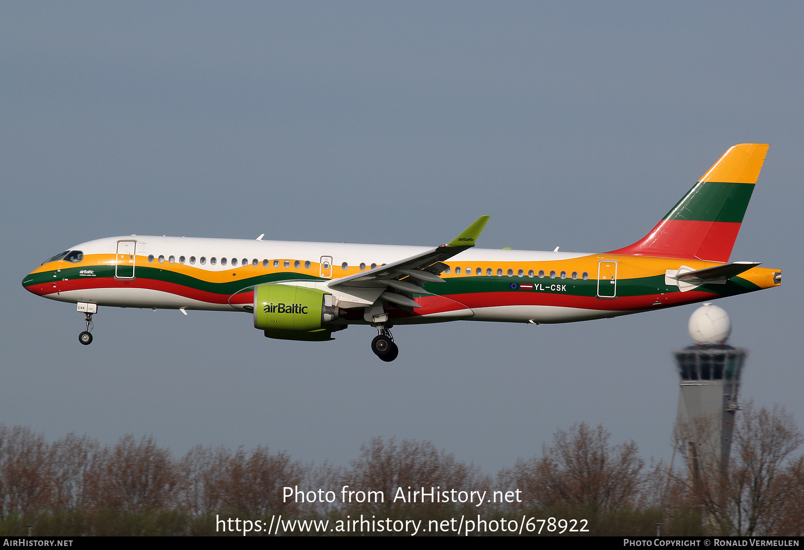 Aircraft Photo of YL-CSK | Airbus A220-371 (BD-500-1A11) | AirBaltic | AirHistory.net #678922