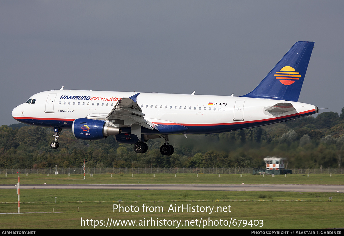 Aircraft Photo of D-AHIJ | Airbus A319-112 | Hamburg International | AirHistory.net #679403