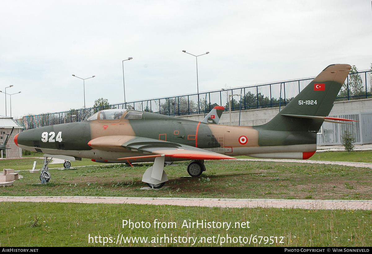 Aircraft Photo of 51-1924 | Republic RF-84F Thunderflash | Turkey - Air Force | AirHistory.net #679512