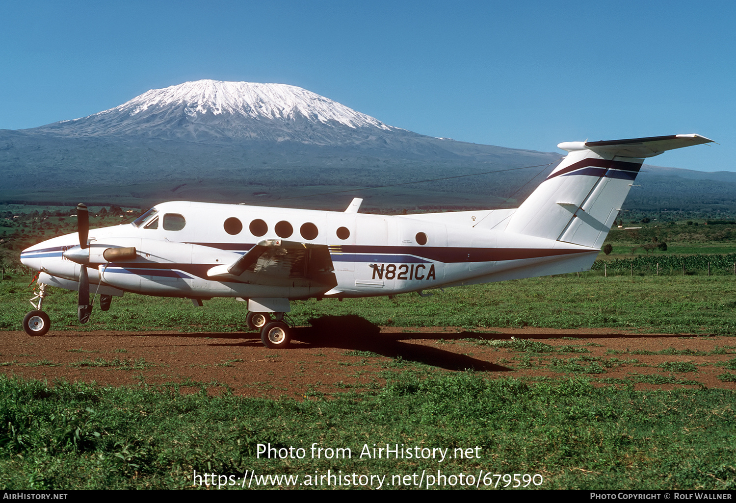 Aircraft Photo of N821CA | Beech 200C Super King Air | AirHistory.net #679590