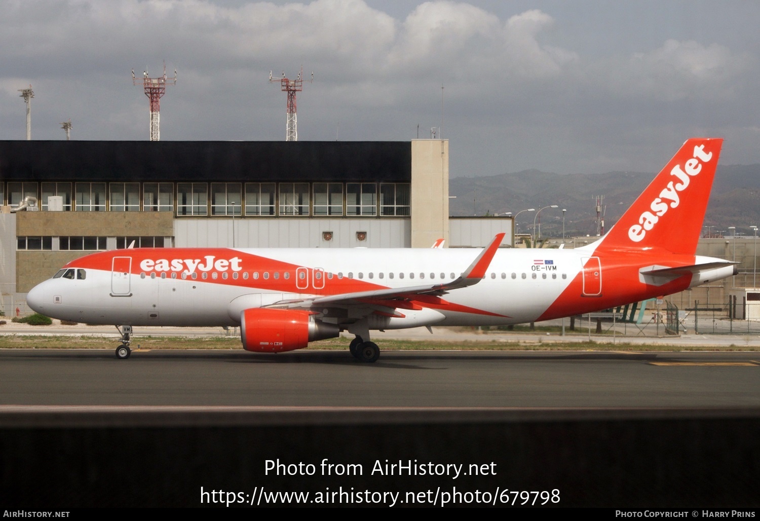 Aircraft Photo of OE-IVM | Airbus A320-214 | EasyJet | AirHistory.net #679798