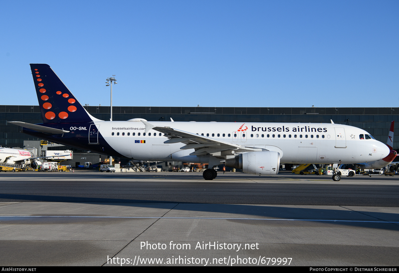 Aircraft Photo of OO-SNL | Airbus A320-214 | Brussels Airlines | AirHistory.net #679997