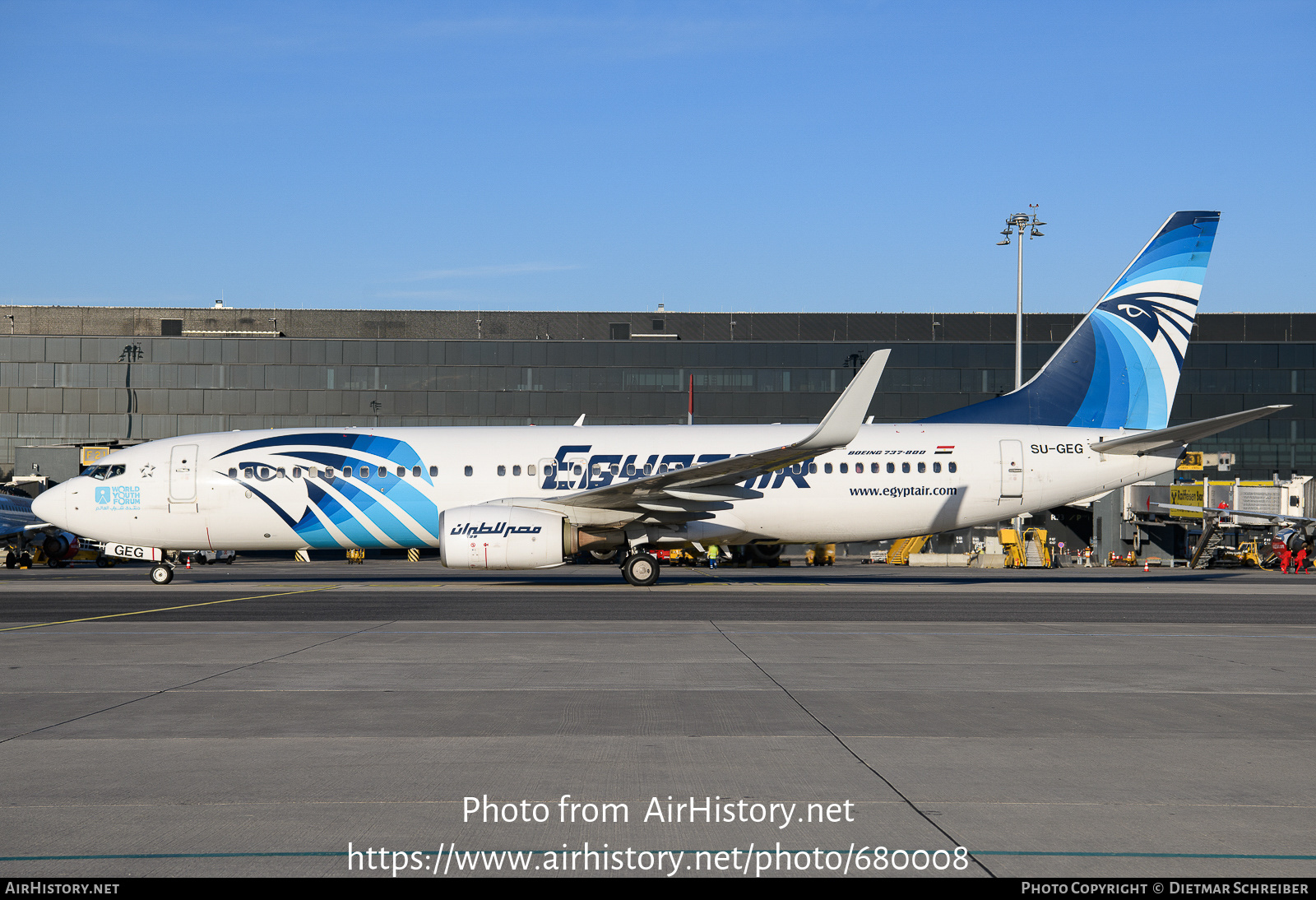 Aircraft Photo of SU-GEG | Boeing 737-800 | EgyptAir | AirHistory.net #680008