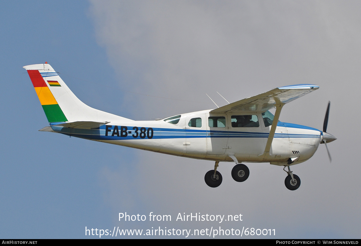 Aircraft Photo of FAB-380 | Cessna U206G Stationair 6 | Bolivia - Air Force | AirHistory.net #680011