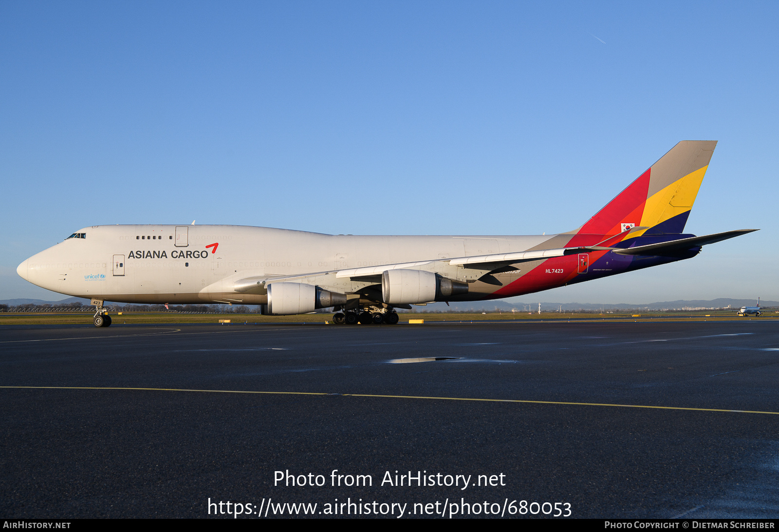 Aircraft Photo of HL7423 | Boeing 747-48EM | Asiana Airlines Cargo | AirHistory.net #680053