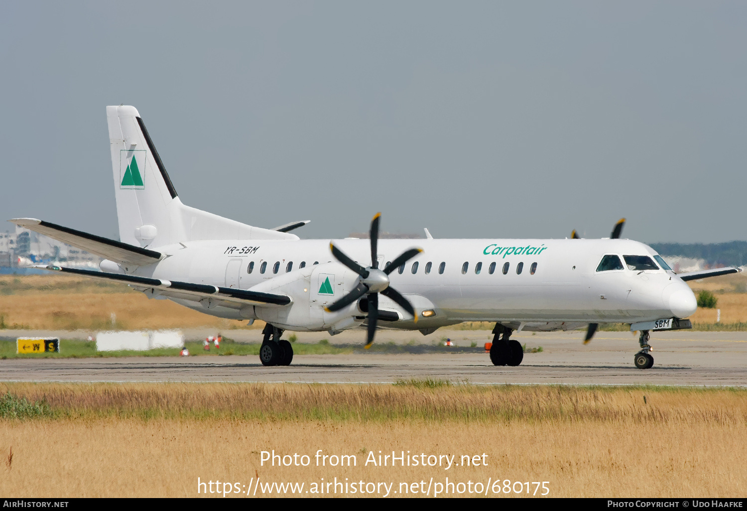 Aircraft Photo of YR-SBM | Saab 2000 | Carpatair | AirHistory.net #680175