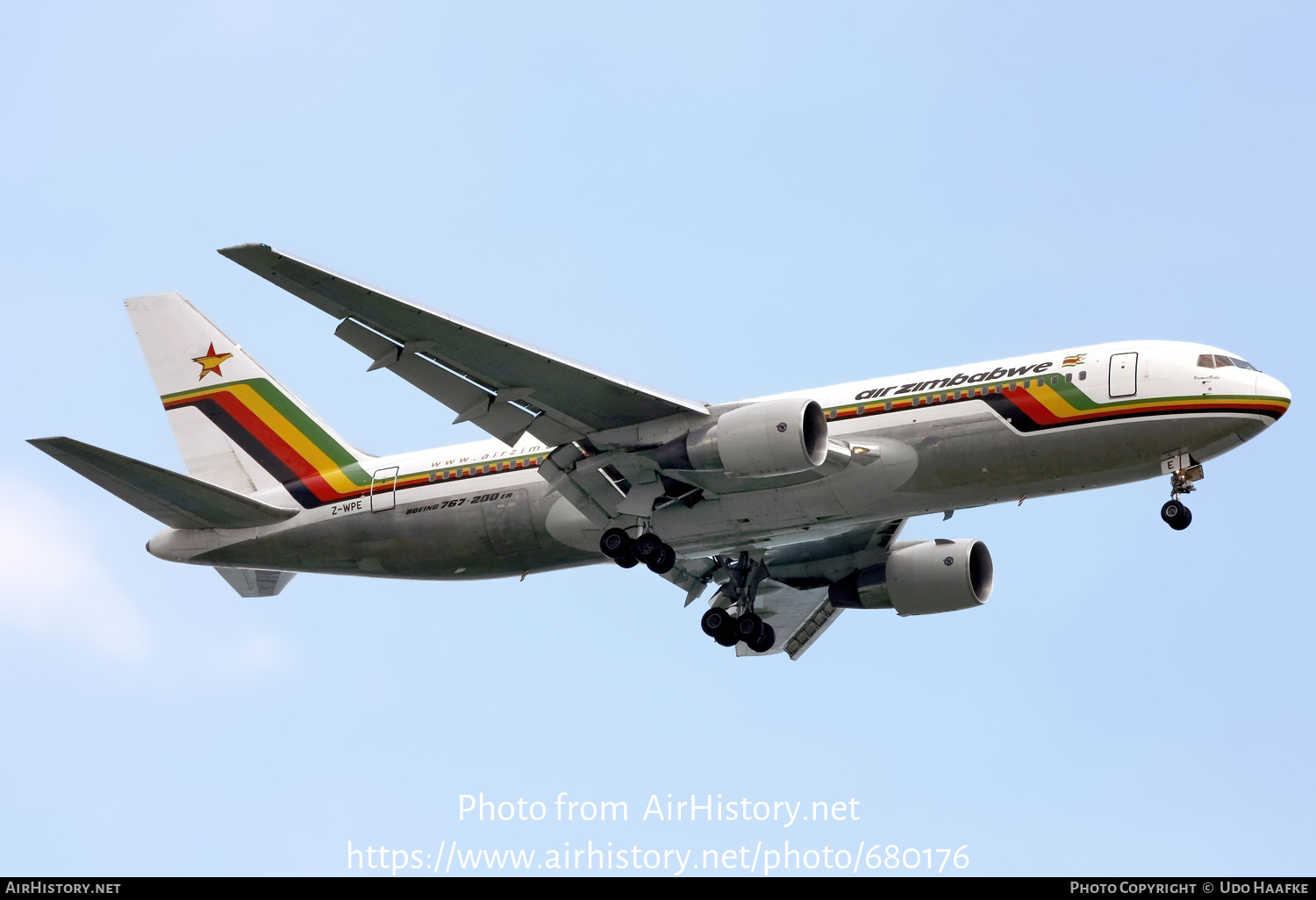 Aircraft Photo of Z-WPE | Boeing 767-2N0/ER | Air Zimbabwe | AirHistory.net #680176