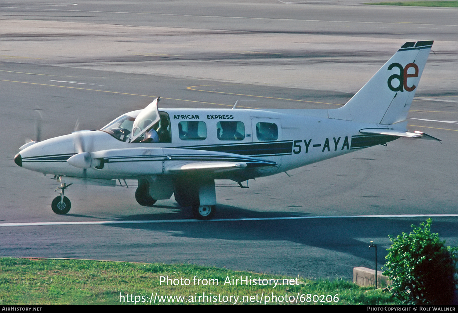 Aircraft Photo of 5Y-AYA | Piper PA-31-310 Navajo B | African Express Airways | AirHistory.net #680206