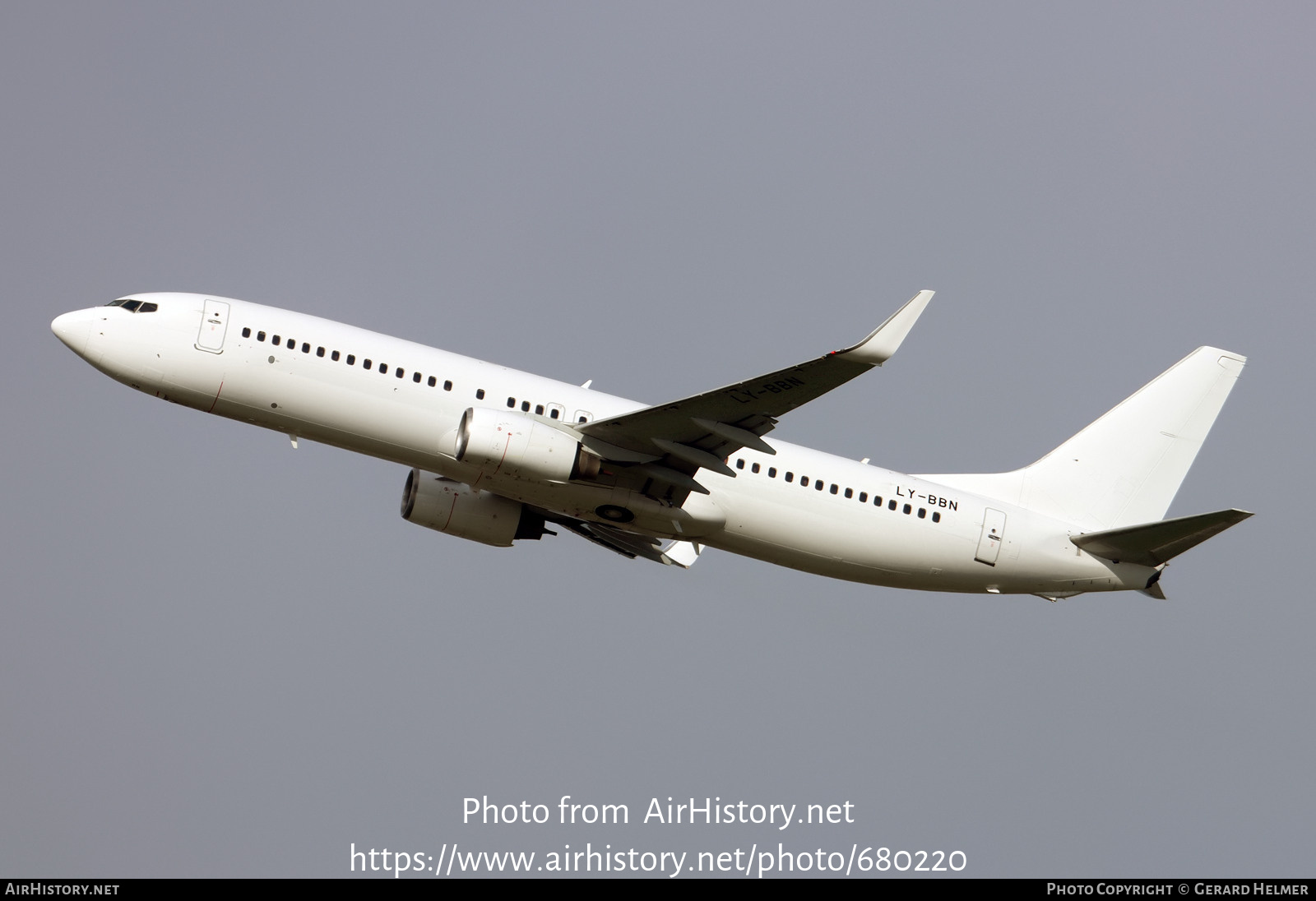 Aircraft Photo of LY-BBN | Boeing 737-8GJ | AirHistory.net #680220