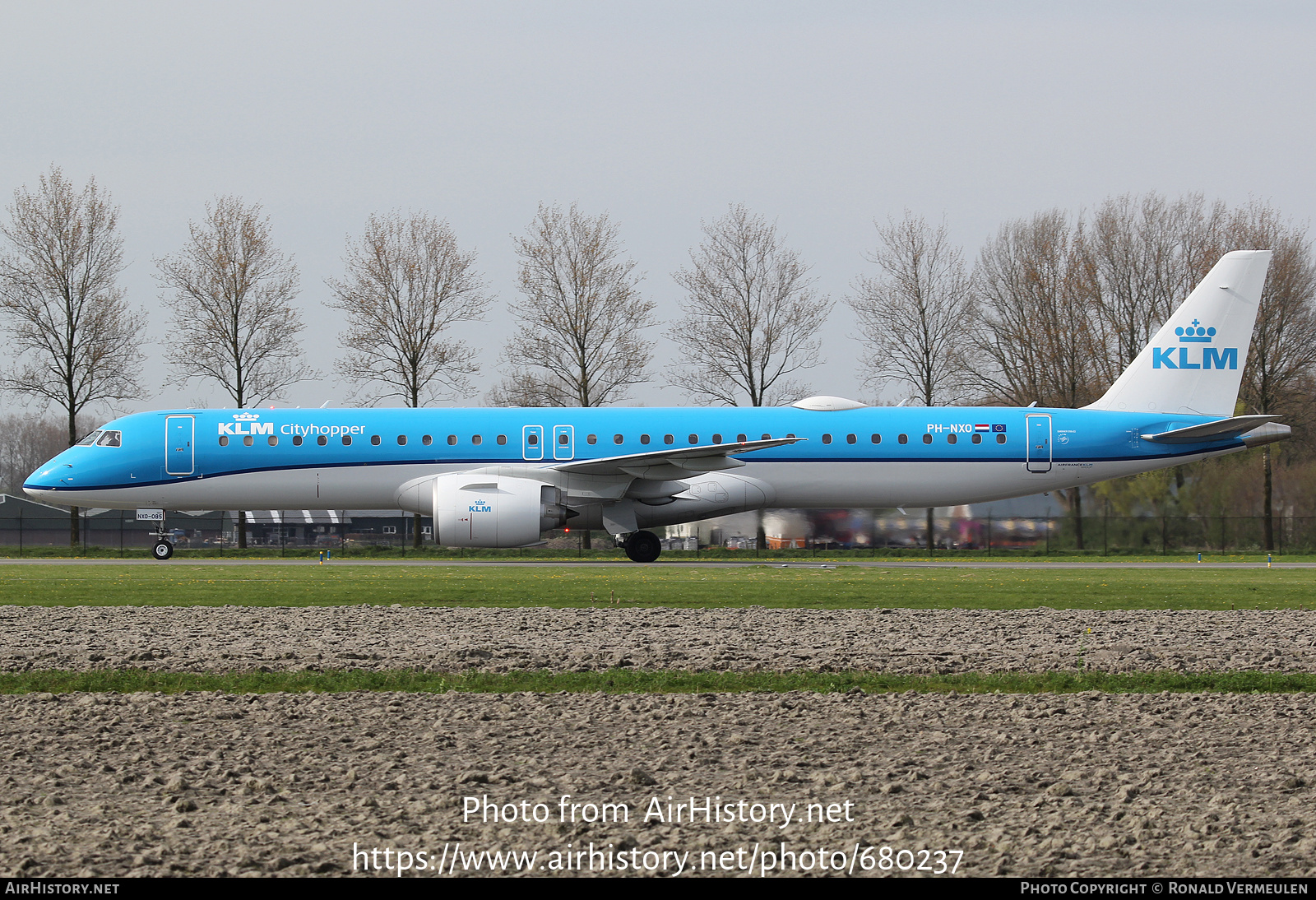 Aircraft Photo of PH-NXO | Embraer 195-E2 (ERJ-190-400) | KLM Cityhopper | AirHistory.net #680237