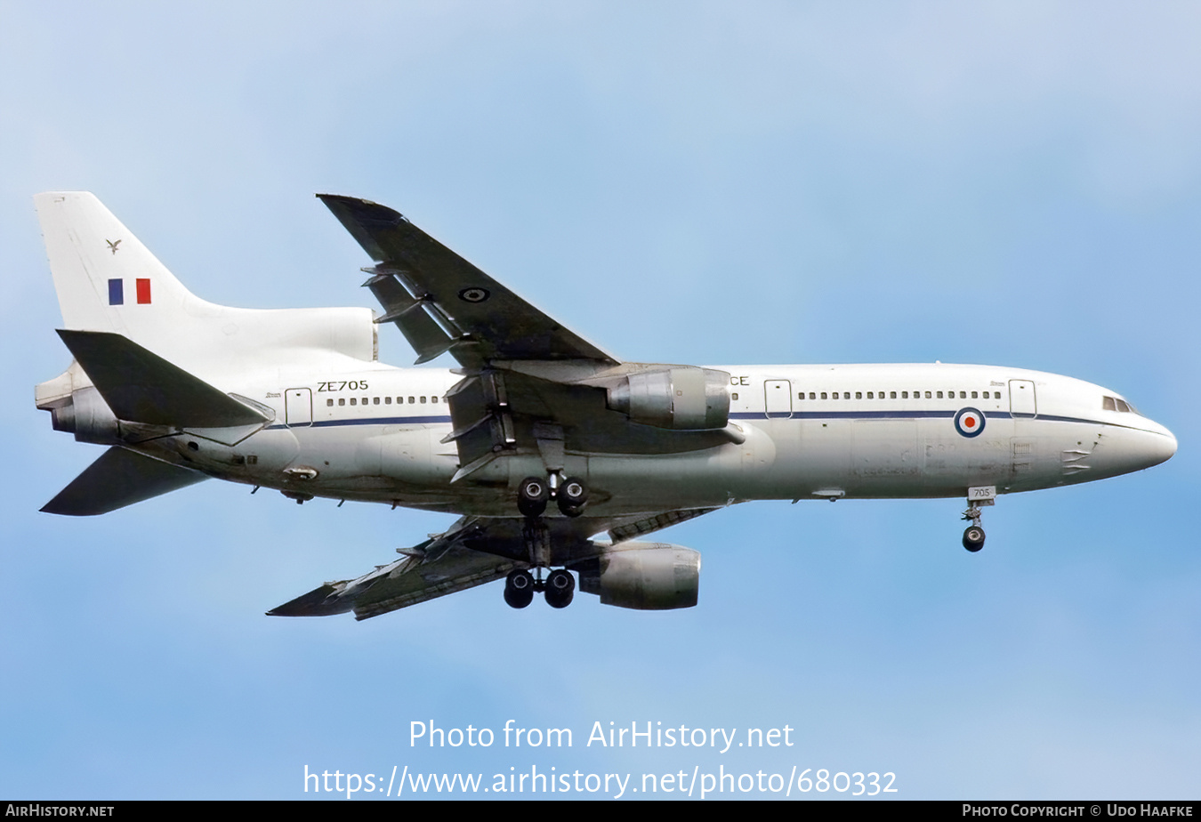 Aircraft Photo of ZE705 | Lockheed L-1011-385-3 TriStar C.2 | UK - Air Force | AirHistory.net #680332