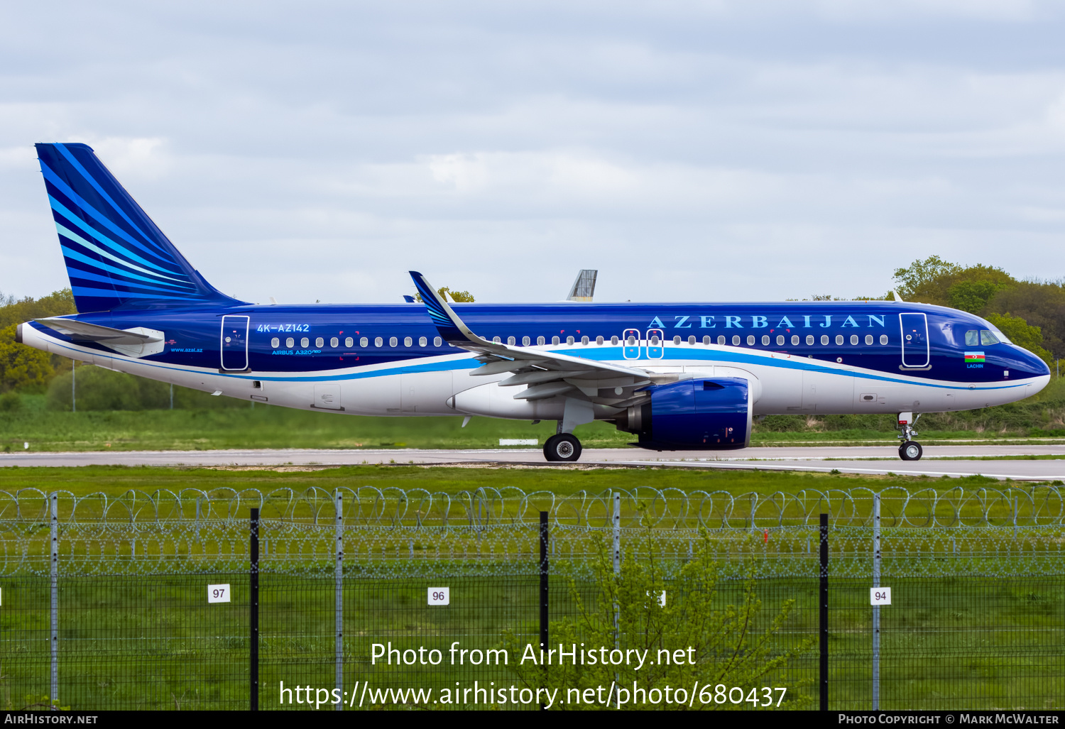 Aircraft Photo of 4K-AZ142 | Airbus A320-271N | Azerbaijan Airlines - AZAL - AHY | AirHistory.net #680437