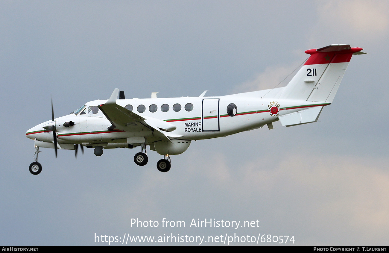 Aircraft Photo of 211 | Hawker Beechcraft 350ER King Air ISR (B300) | Morocco - Navy | AirHistory.net #680574