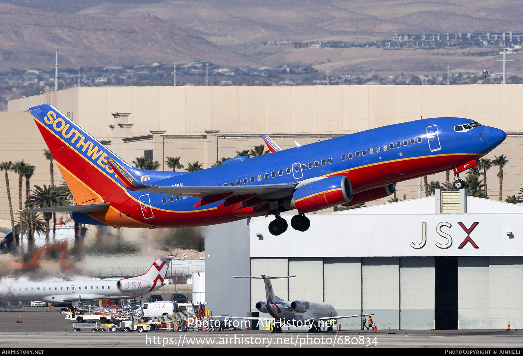 Aircraft Photo of N562WN | Boeing 737-790 | Southwest Airlines | AirHistory.net #680834