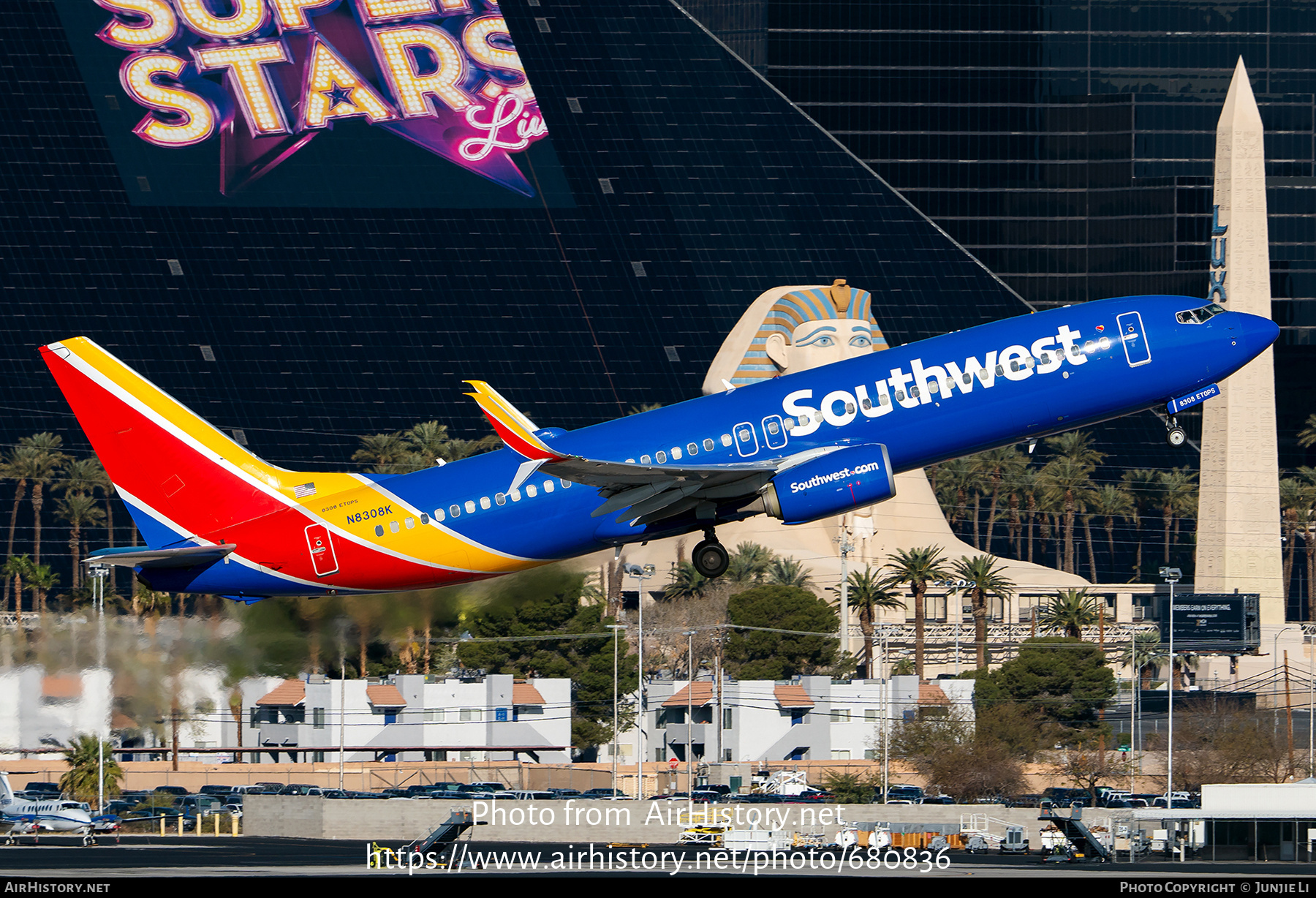 Aircraft Photo of N8308K | Boeing 737-8H4 | Southwest Airlines | AirHistory.net #680836