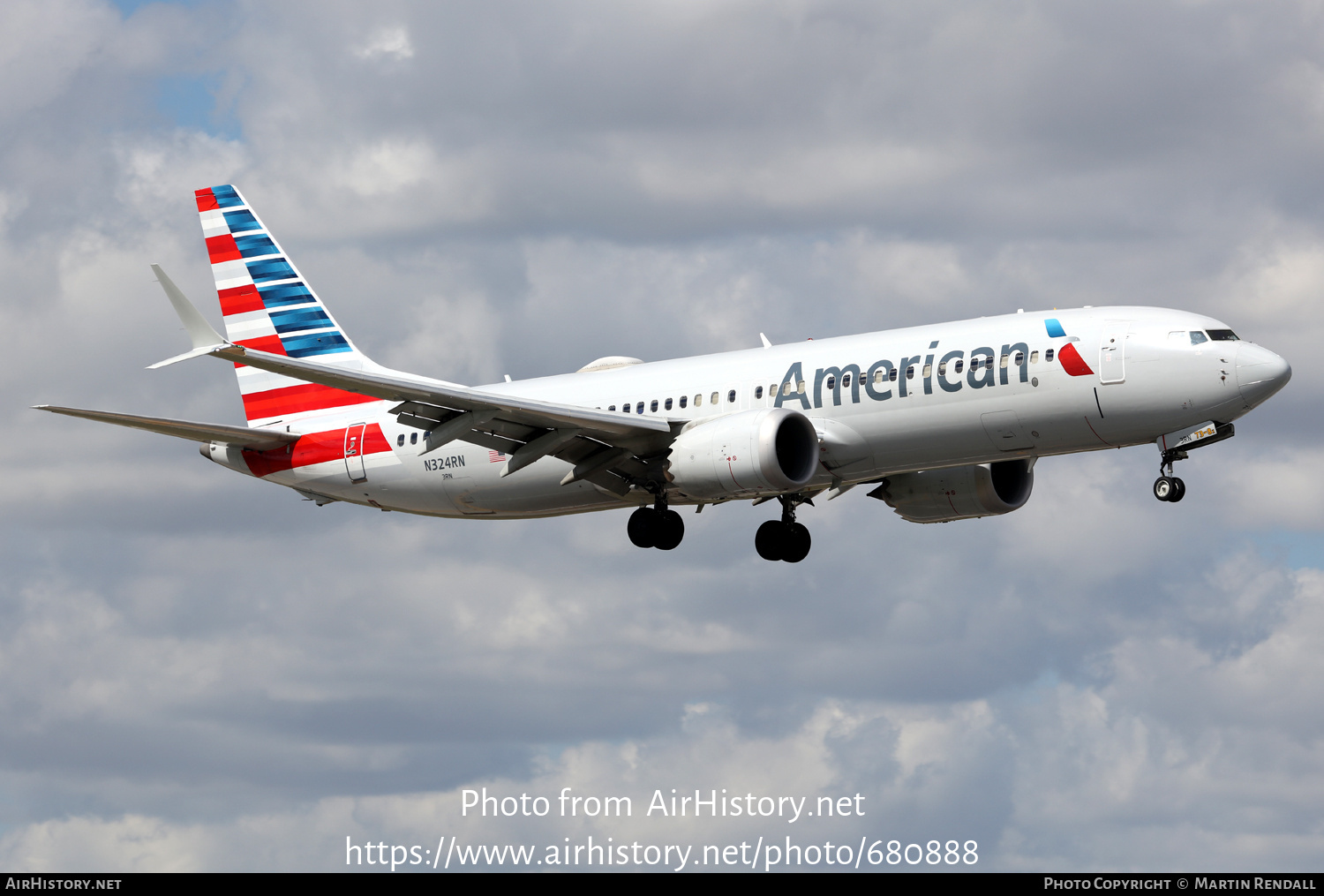 Aircraft Photo of N324RN | Boeing 737-8 Max 8 | American Airlines | AirHistory.net #680888