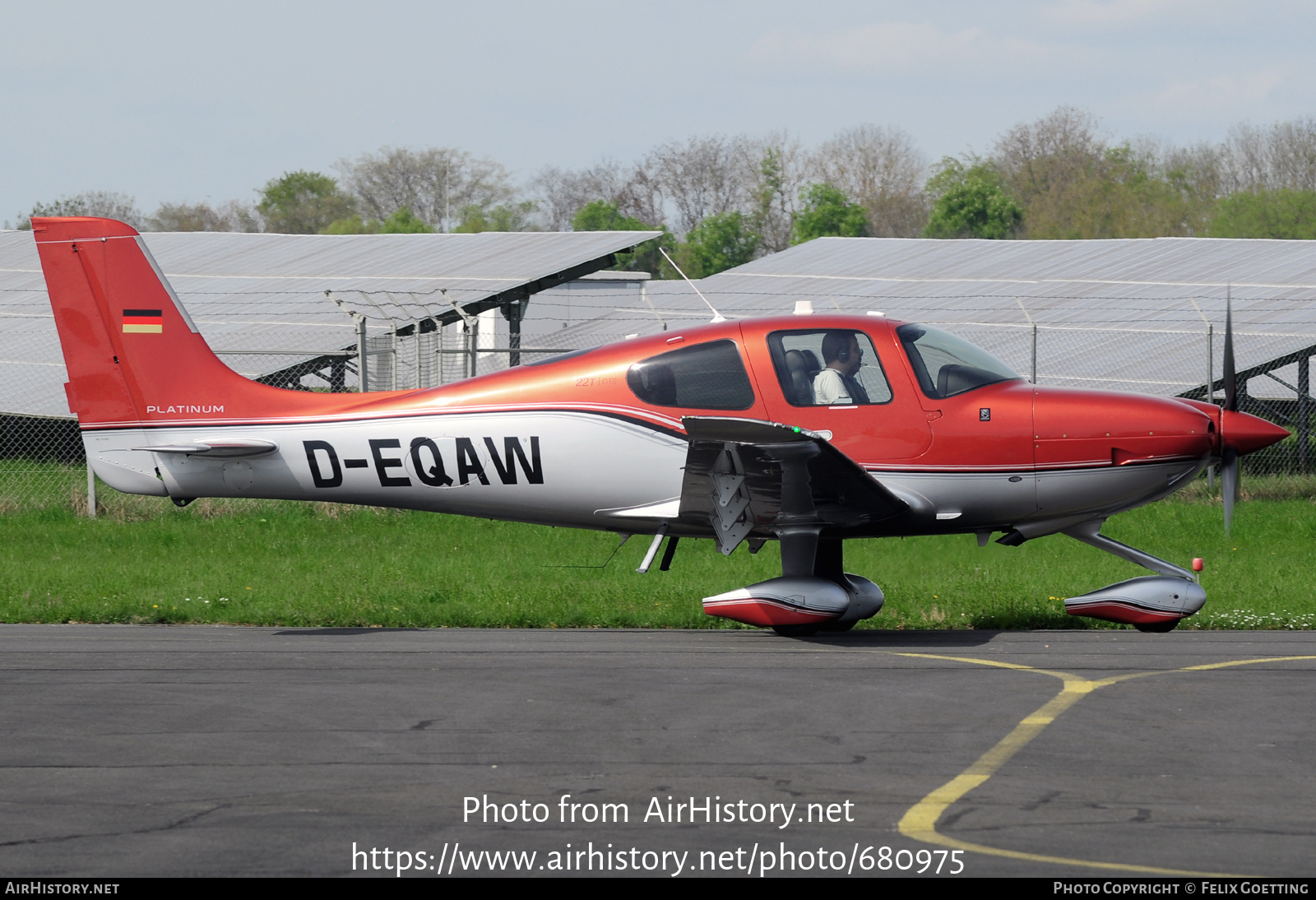 Aircraft Photo of D-EQAW | Cirrus SR-22T G6-GTS Platinum | AirHistory.net #680975