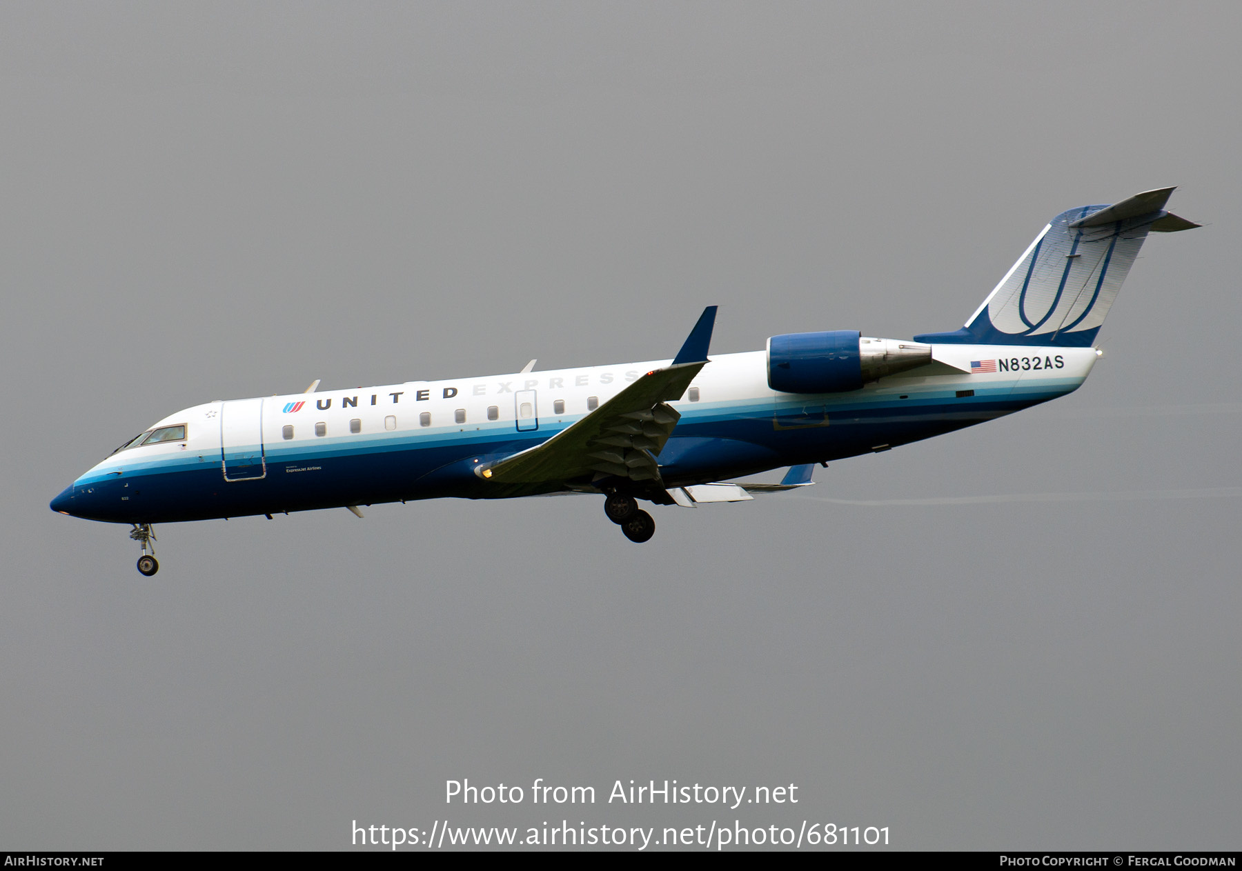 Aircraft Photo of N832AS | Bombardier CRJ-200ER (CL-600-2B19) | United Express | AirHistory.net #681101