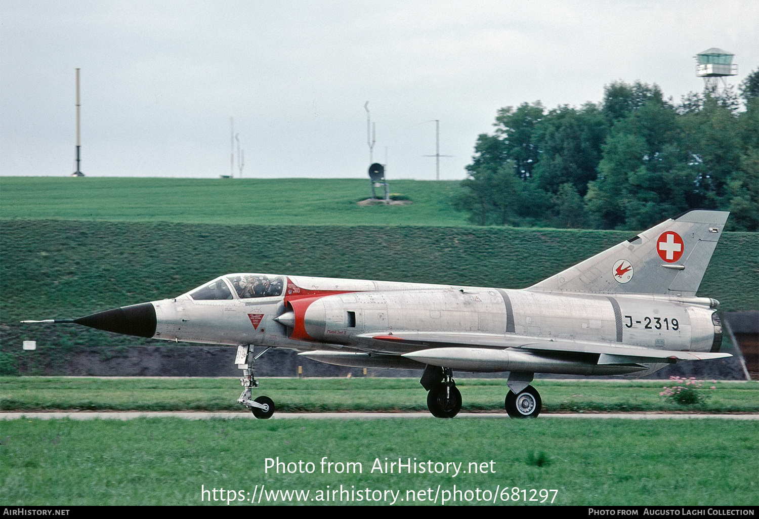 Aircraft Photo of J-2319 | Dassault Mirage IIIS | Switzerland - Air Force | AirHistory.net #681297