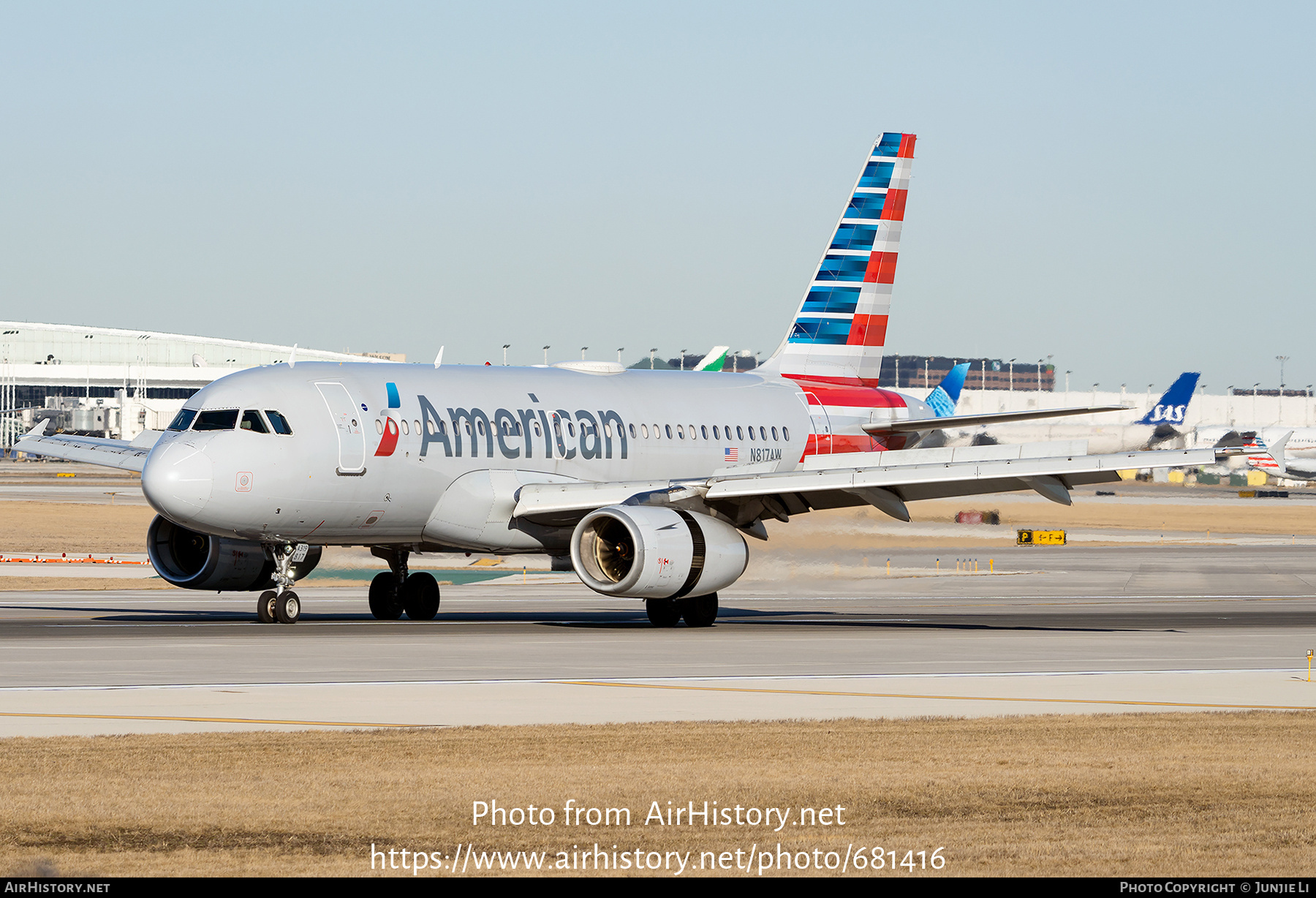 Aircraft Photo of N817AW | Airbus A319-132 | American Airlines | AirHistory.net #681416