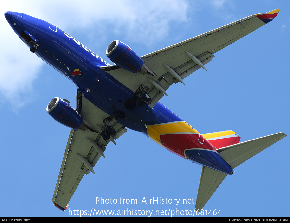 Aircraft Photo of N747SA | Boeing 737-7H4 | Southwest Airlines | AirHistory.net #681464