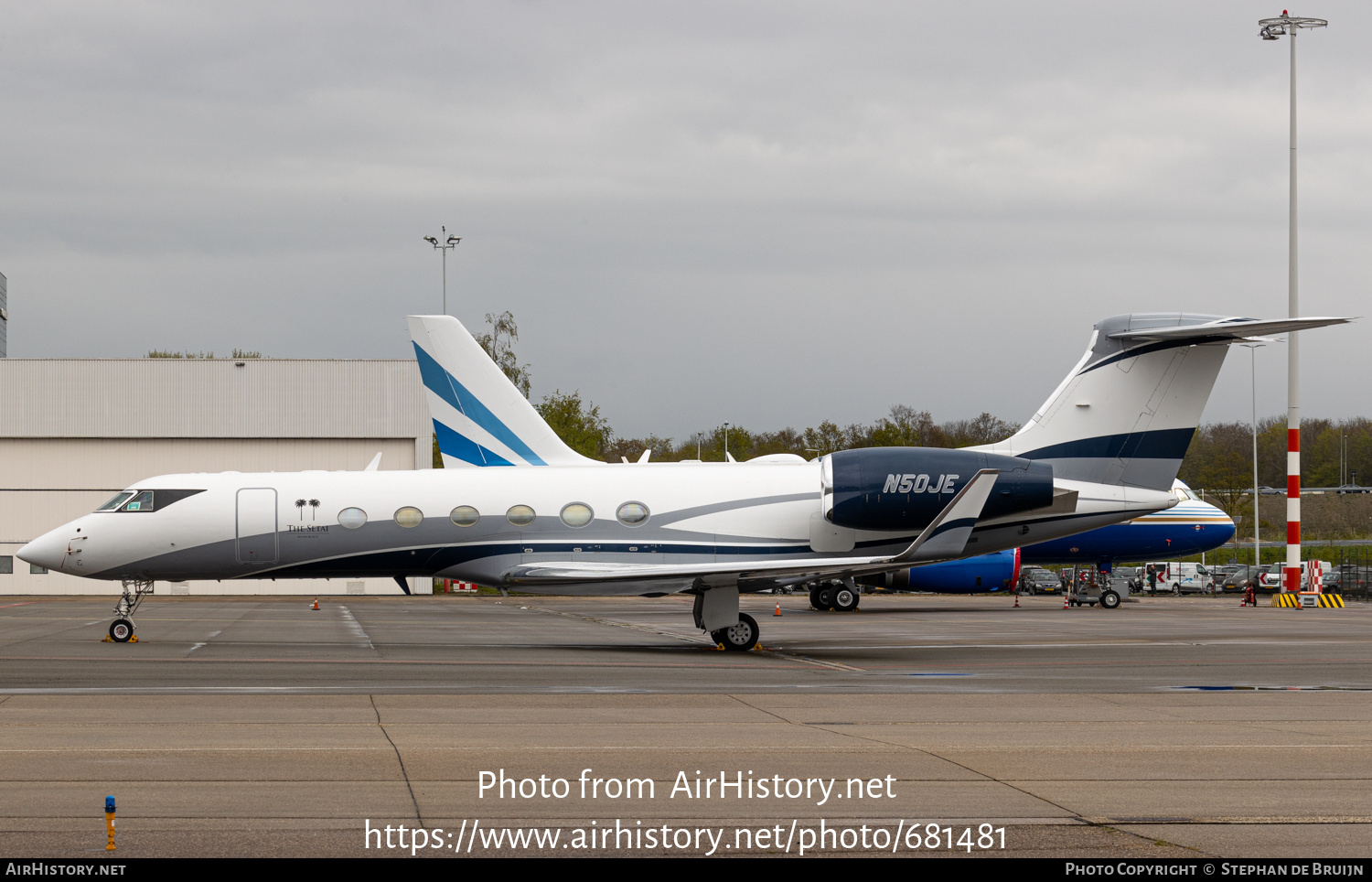Aircraft Photo of N50JE | Gulfstream Aerospace G-V Gulfstream V | The Setai Aviation | AirHistory.net #681481