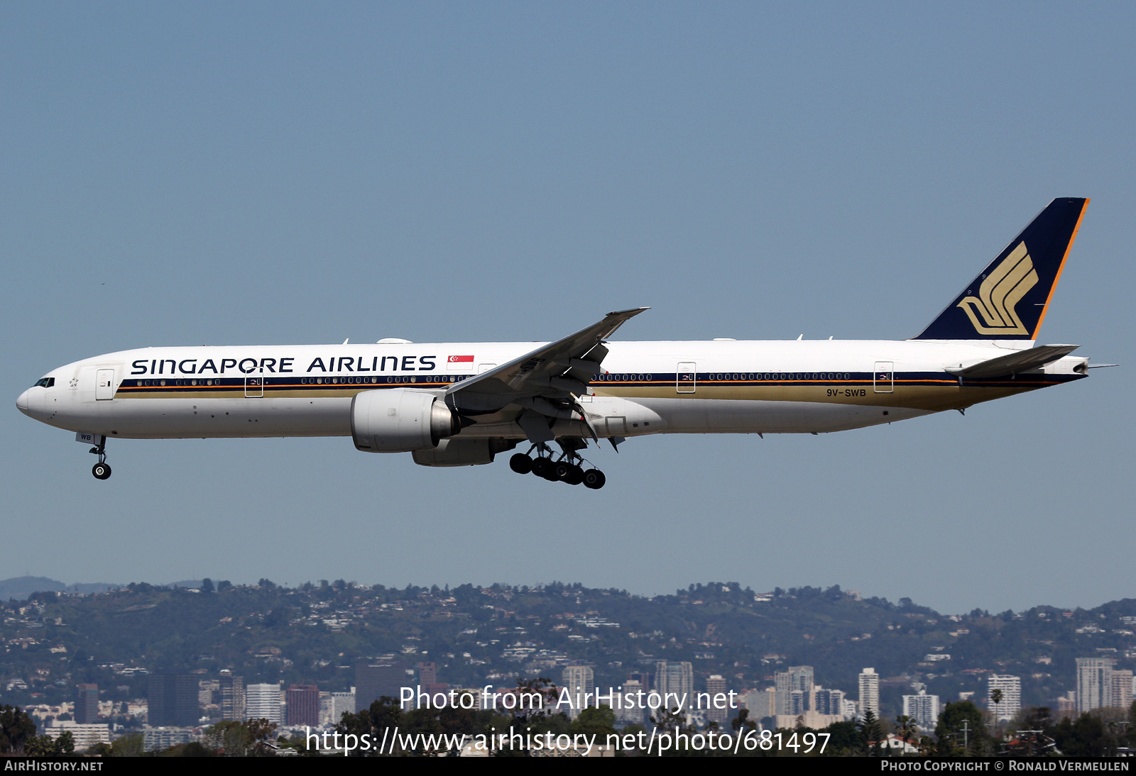 Aircraft Photo of 9V-SWB | Boeing 777-312/ER | Singapore Airlines | AirHistory.net #681497