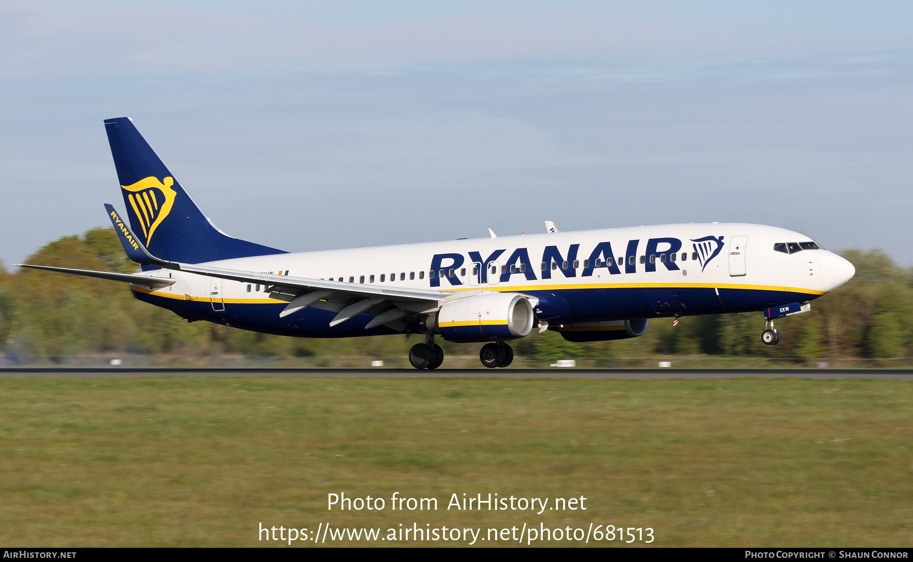 Aircraft Photo of EI-EKW | Boeing 737-8AS | Ryanair | AirHistory.net #681513