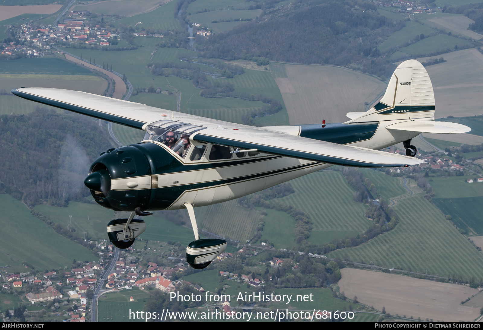 Aircraft Photo of N3010B | Cessna 195B | AirHistory.net #681600