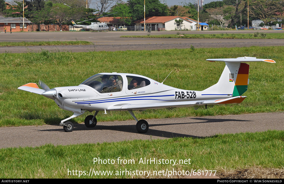 Aircraft Photo of FAB-528 | Diamond DA40 CS Diamond Star | Bolivia - Air Force | AirHistory.net #681777