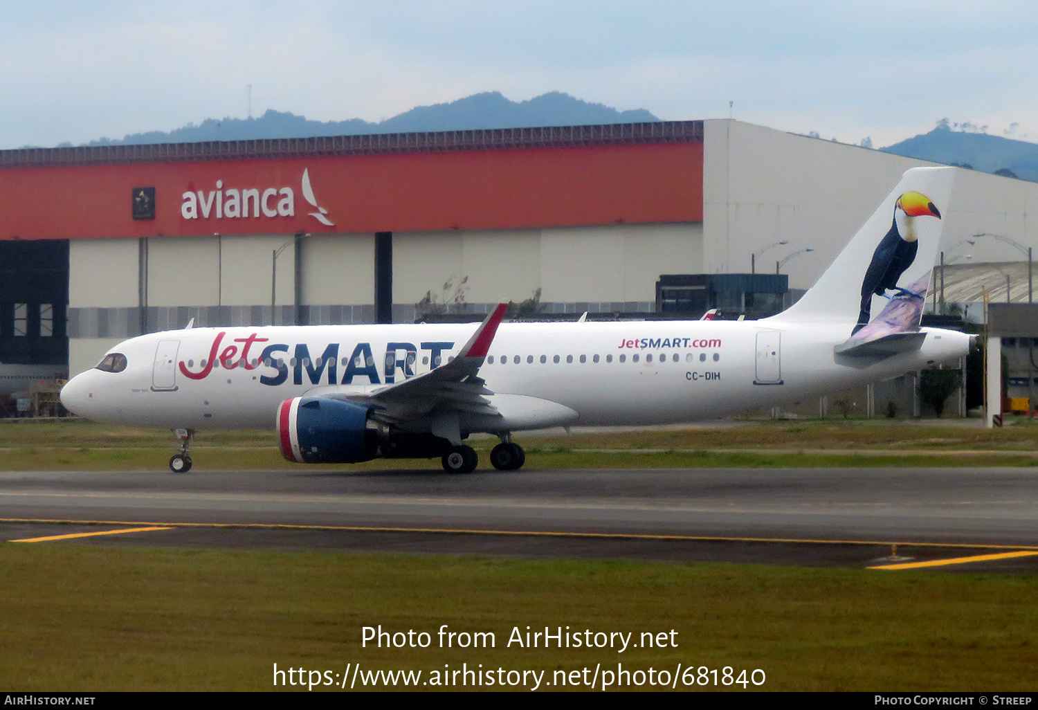 Aircraft Photo of CC-DIH | Airbus A320-271N | JetSmart | AirHistory.net #681840